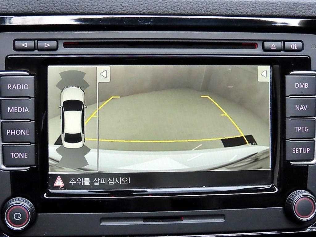 폭스바겐 제타 뉴 제타 2.0 TDI 블루모션 프리미엄 이미지 16