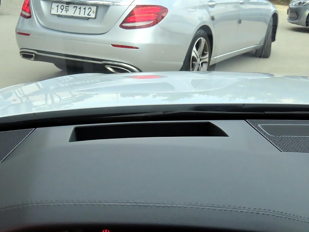 아우디 A6 A6 (C8) 45 TFSI 콰트로 프리미엄 이미지 10