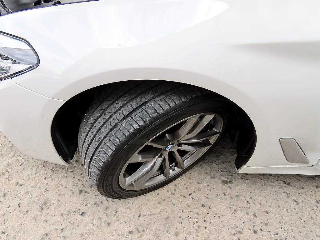 BMW 5시리즈 5시리즈 (G30) 520i M 스포츠 이미지 20