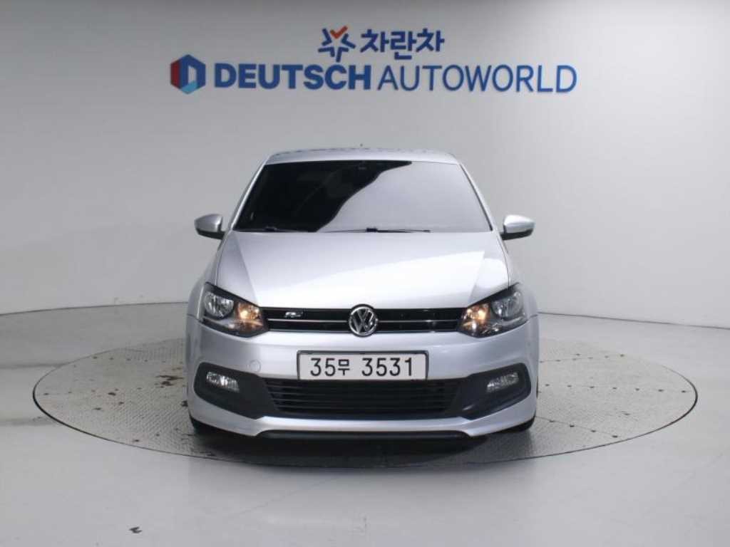 폭스바겐 폴로 1.6 TDI R-LINE 이미지 4