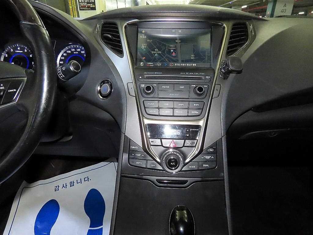 현대 그랜저 그랜저 HG HG300 PREMIUM 이미지 11