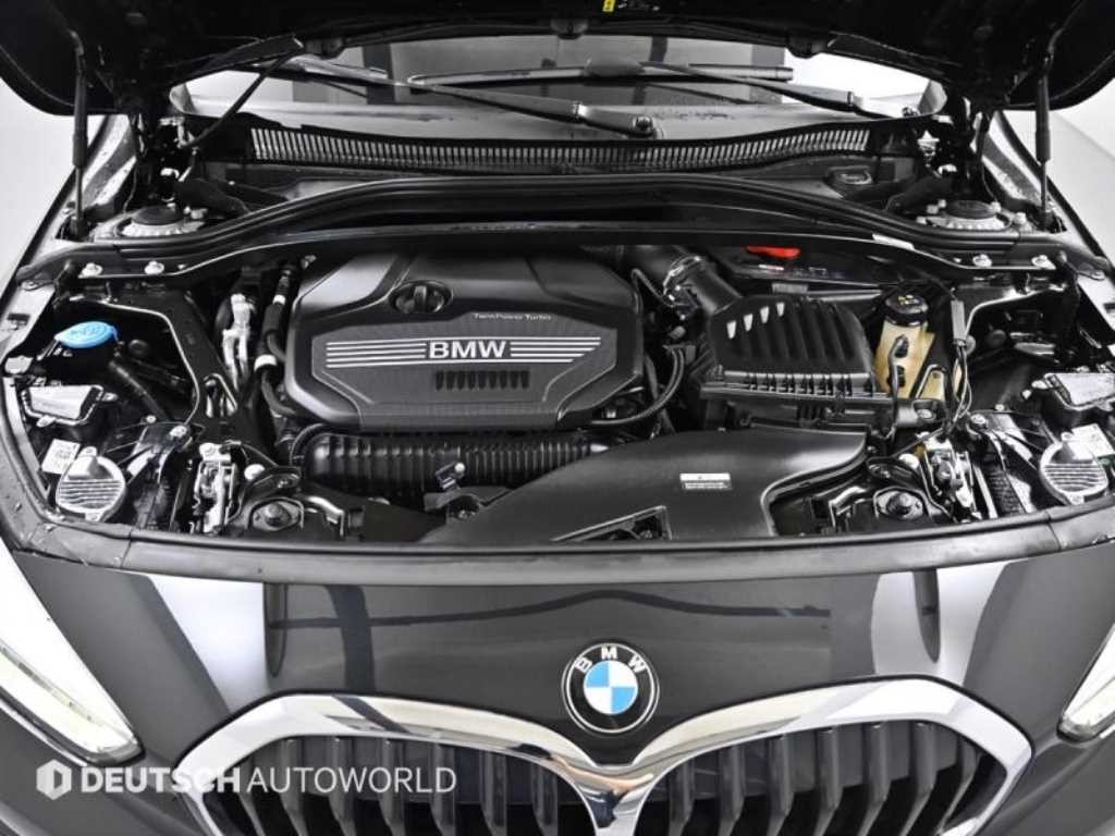 BMW 1시리즈 1시리즈 (F40) 120i M 스포츠 이미지 6