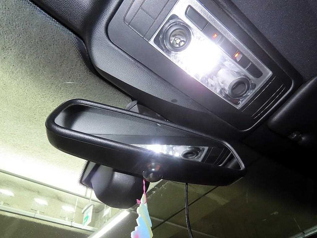 BMW 3시리즈 M3 (F80, E90) M3 컨버터블 이미지 17