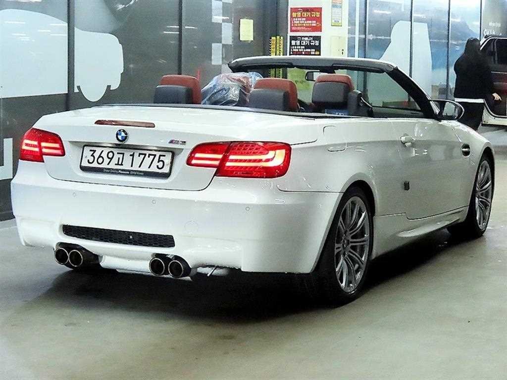 BMW 3시리즈 M3 (F80, E90) M3 컨버터블 이미지 7