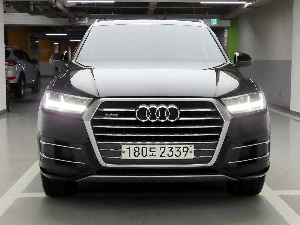 아우디 Q7 Q7 (4M) 45 TFSI 콰트로 이미지 1