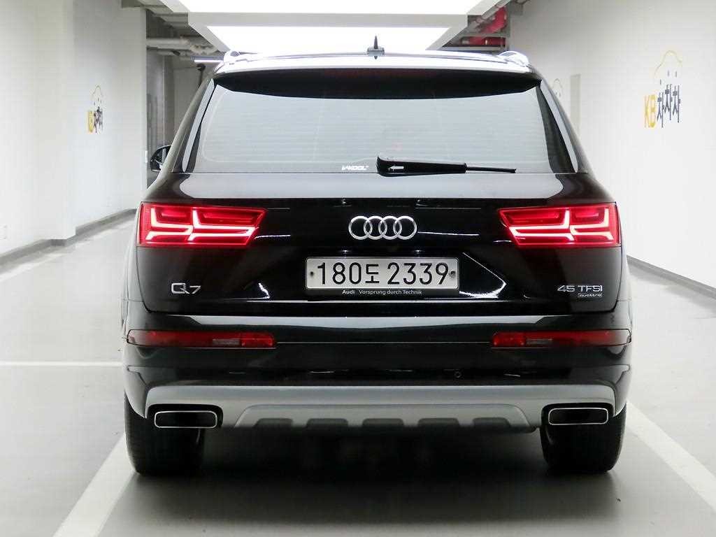 아우디 Q7 Q7 (4M) 45 TFSI 콰트로 이미지 3