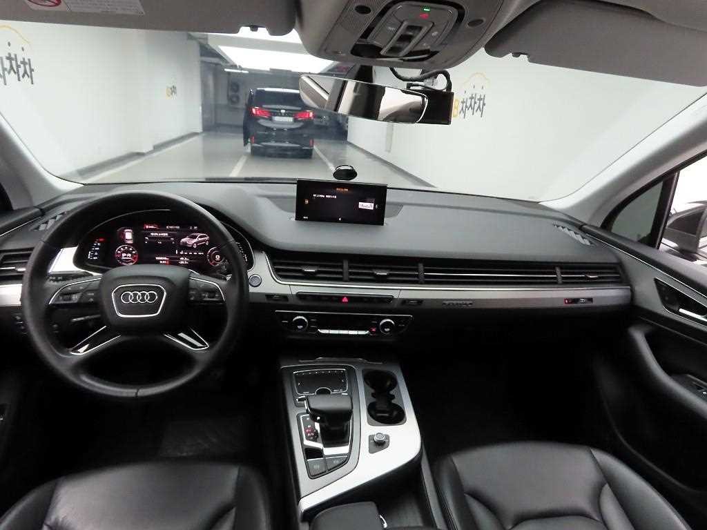 아우디 Q7 Q7 (4M) 45 TFSI 콰트로 이미지 6