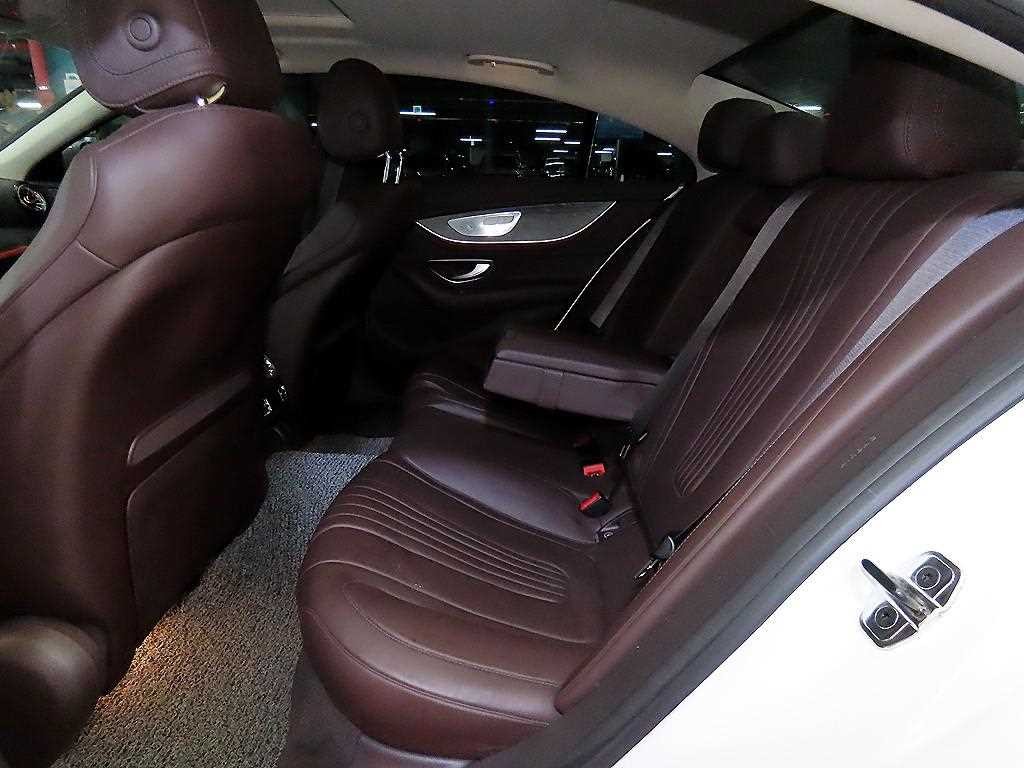 벤츠 CLS 클래스 CLS클래스 C257 CLS 450 4MATIC AMG Line 이미지 7