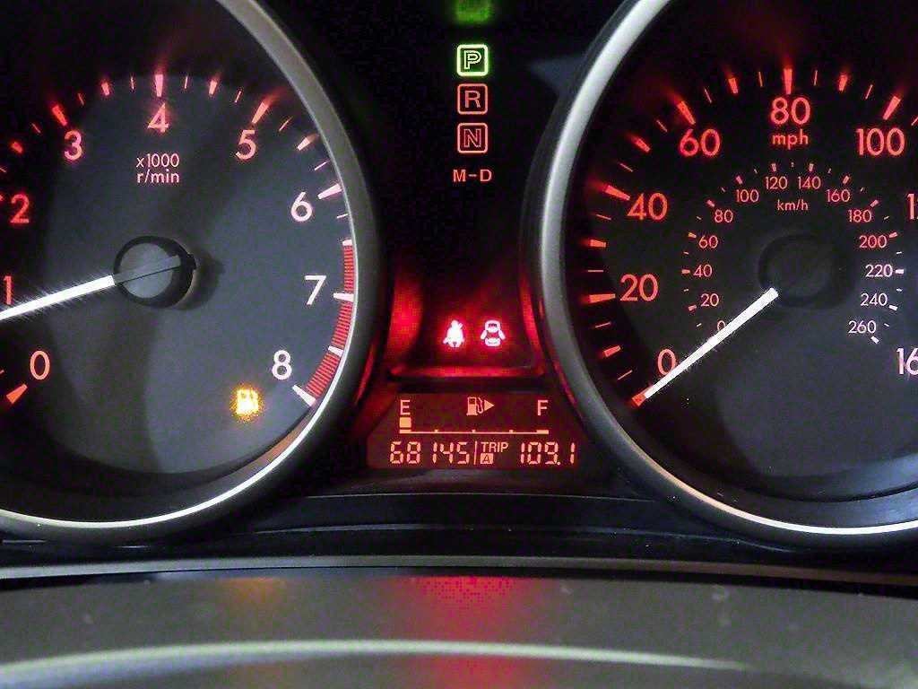 마쯔다 MAZDA 3 2.0 세단 이미지 9