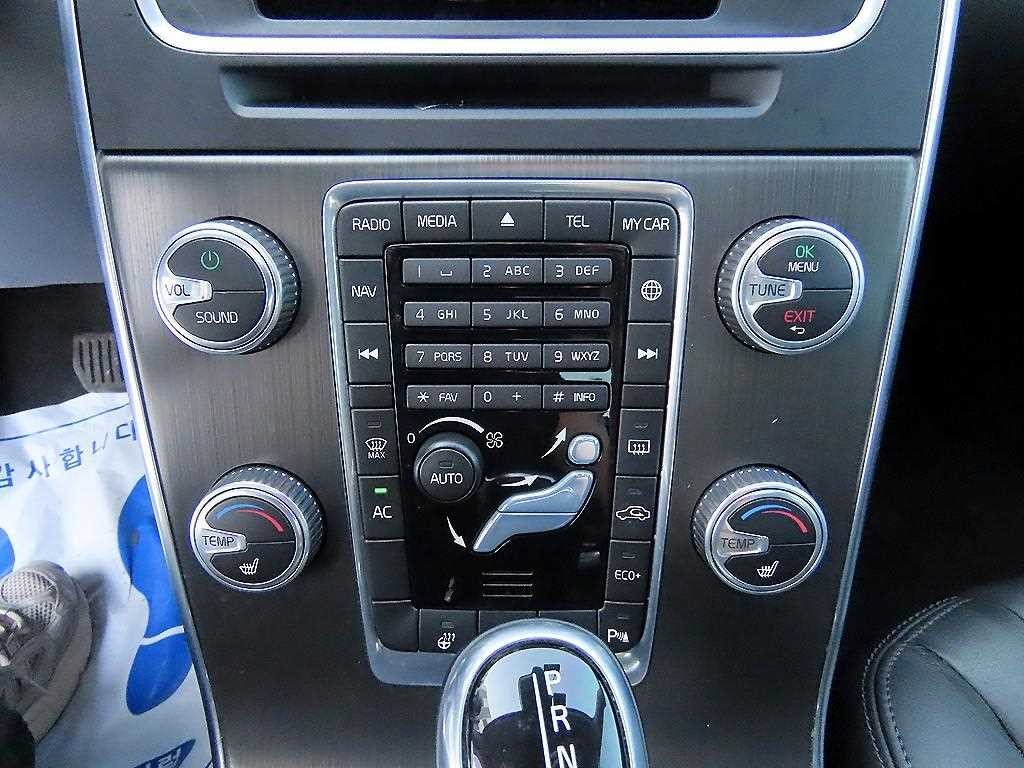 볼보 S60 뉴S60 D3 이미지 12