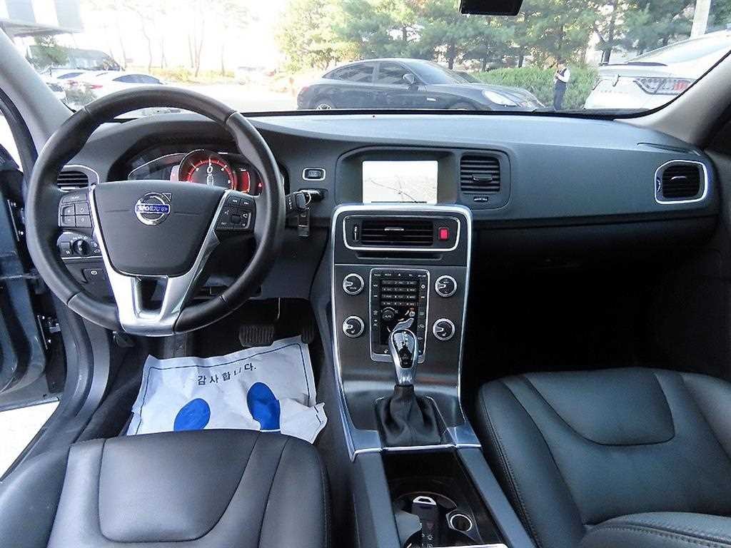 볼보 S60 뉴S60 D3 이미지 7