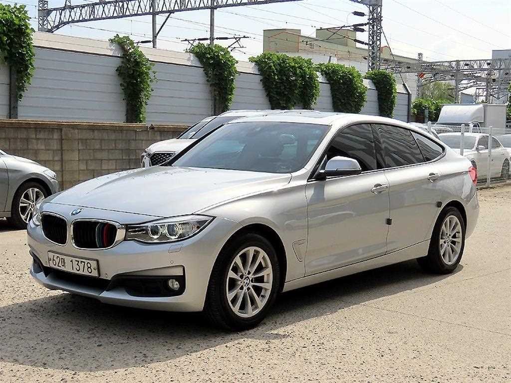 BMW 그란투리스모 3시리즈 GT (F34) GT 320D xDrive 이미지 2