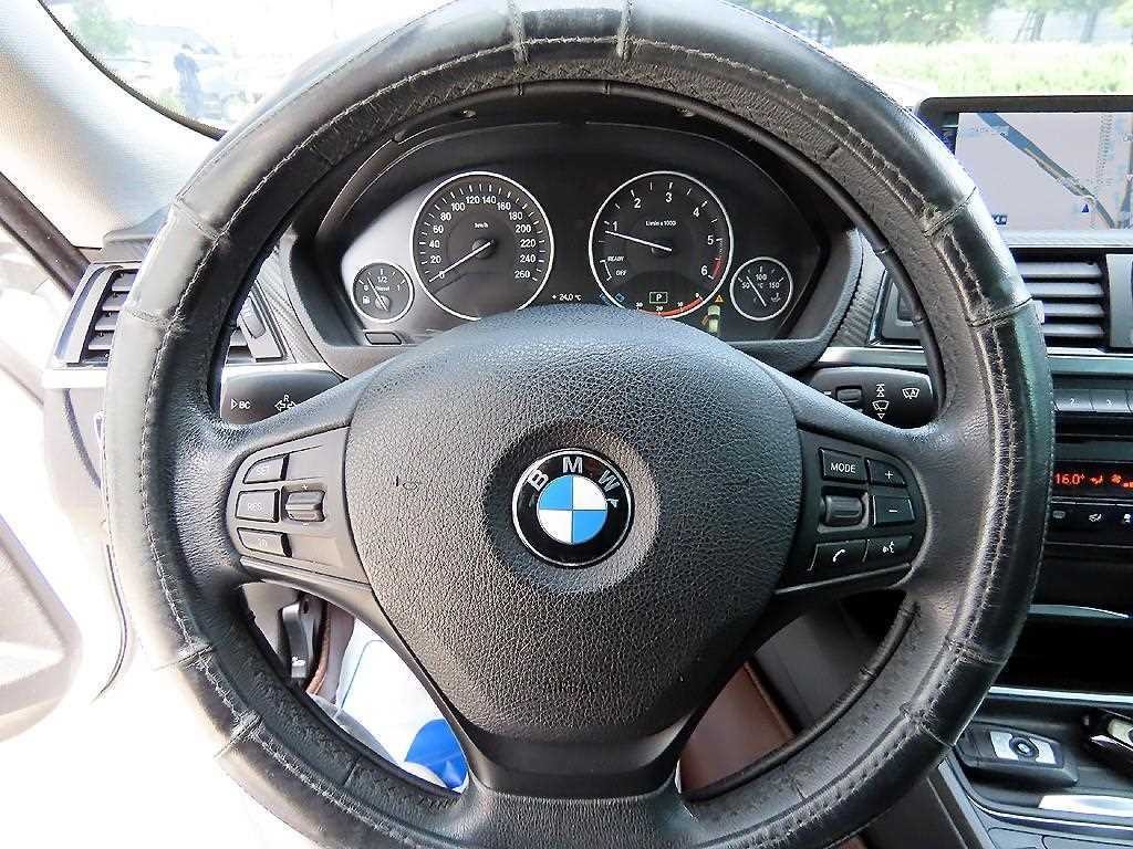 BMW 그란투리스모 3시리즈 GT (F34) GT 320D xDrive 이미지 8