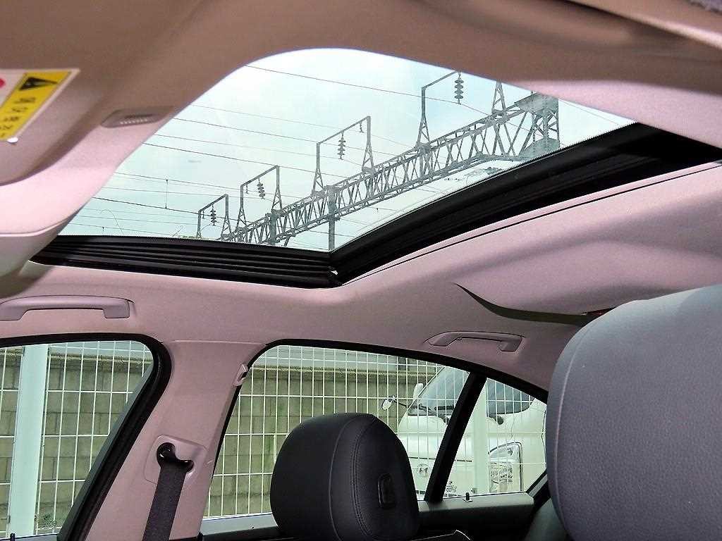 BMW 5시리즈 5시리즈 (F10) 520d xDrive 럭셔리 이미지 17