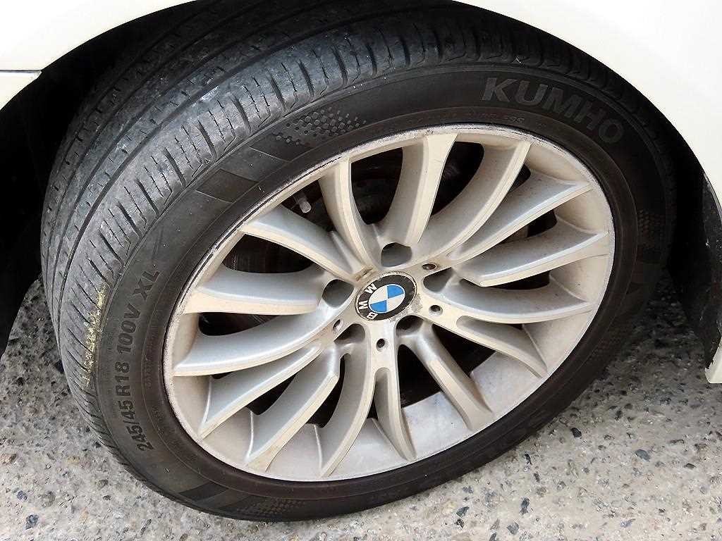 BMW 5시리즈 5시리즈 (F10) 520d xDrive 럭셔리 이미지 20