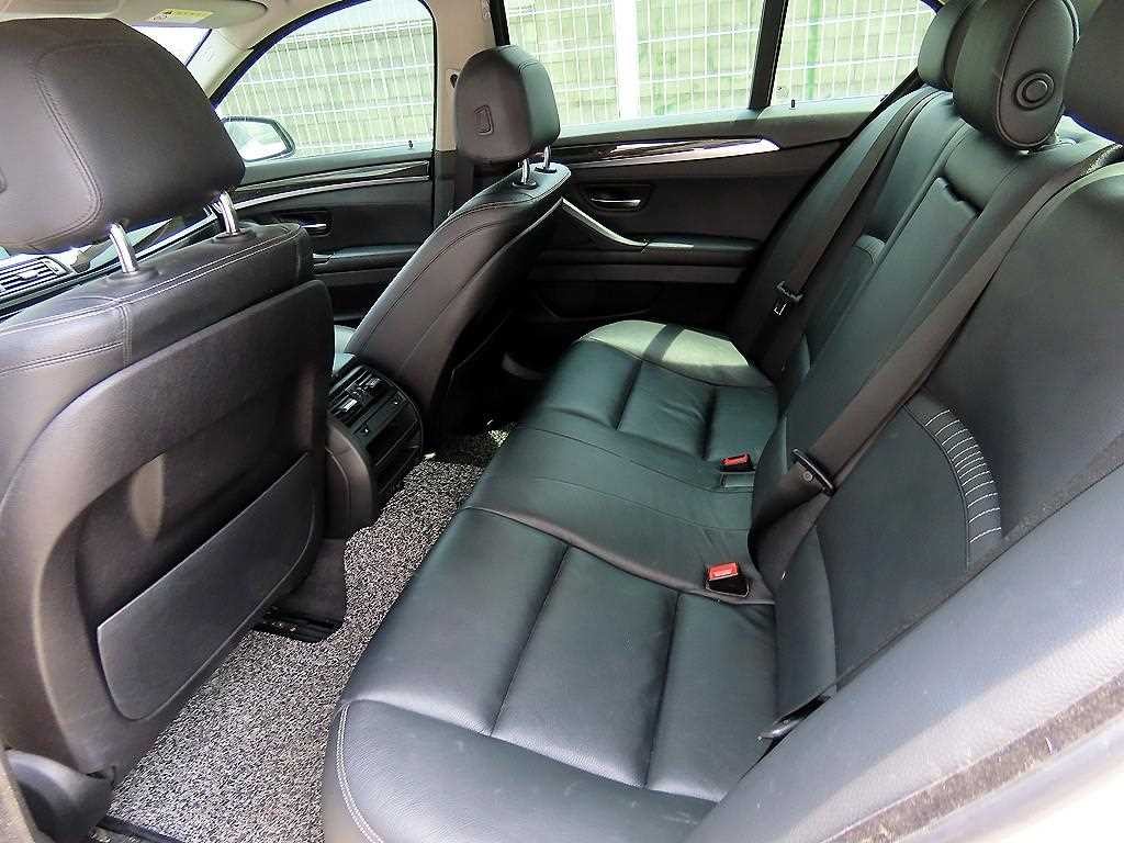 BMW 5시리즈 5시리즈 (F10) 520d xDrive 럭셔리 이미지 6
