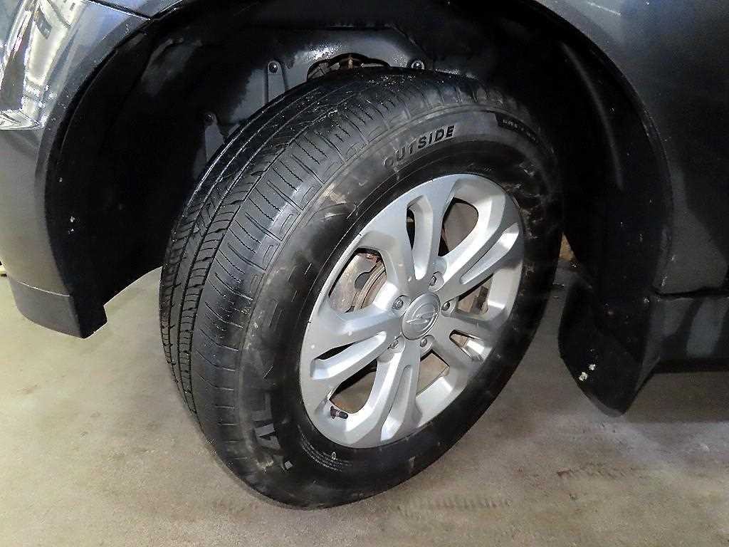 KG모빌리티(쌍용) 코란도 더뉴코란도스포츠 CX5(2WD) 패션 이미지 18