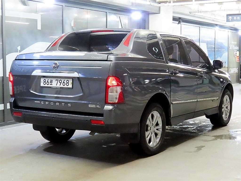 KG모빌리티(쌍용) 코란도 더뉴코란도스포츠 CX5(2WD) 패션 이미지 4