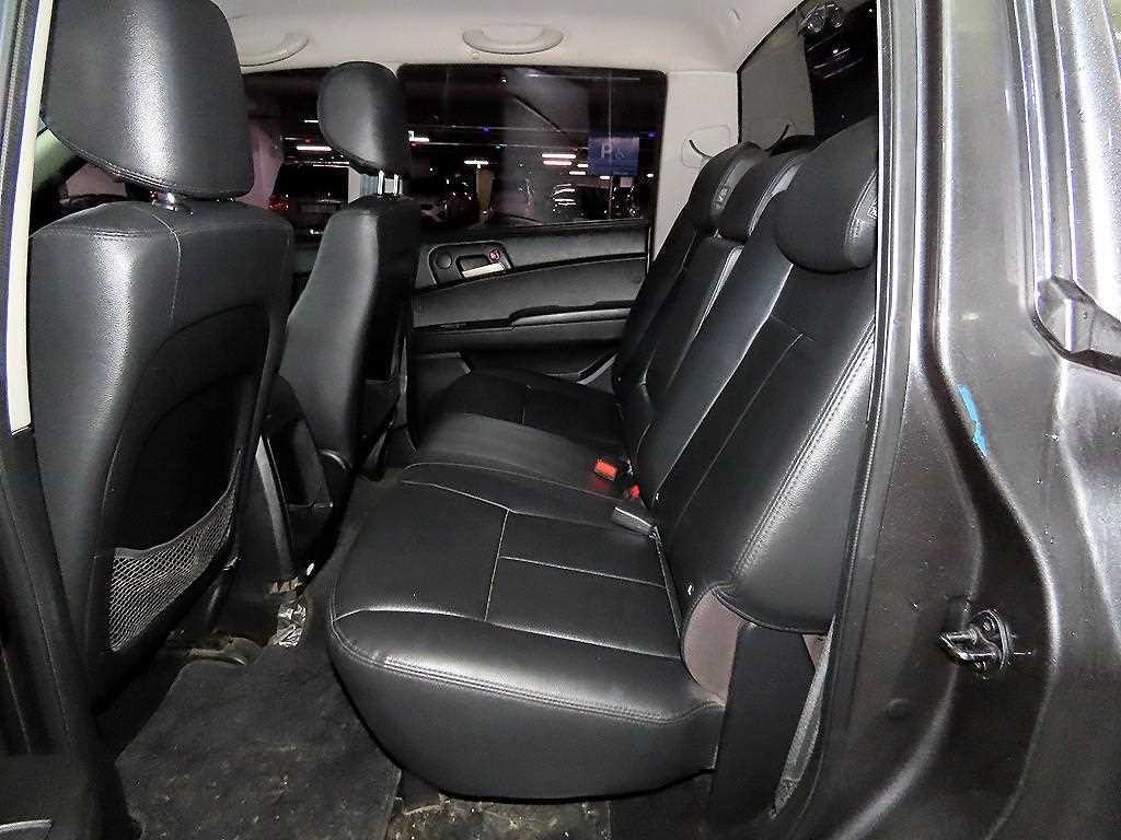 KG모빌리티(쌍용) 코란도 더뉴코란도스포츠 CX5(2WD) 패션 이미지 7