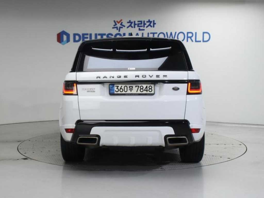 랜드로버 레인지로버 스포츠 레인지로버 스포츠 2세대 3.0 SDV6 HSE 다이나믹 이미지 5