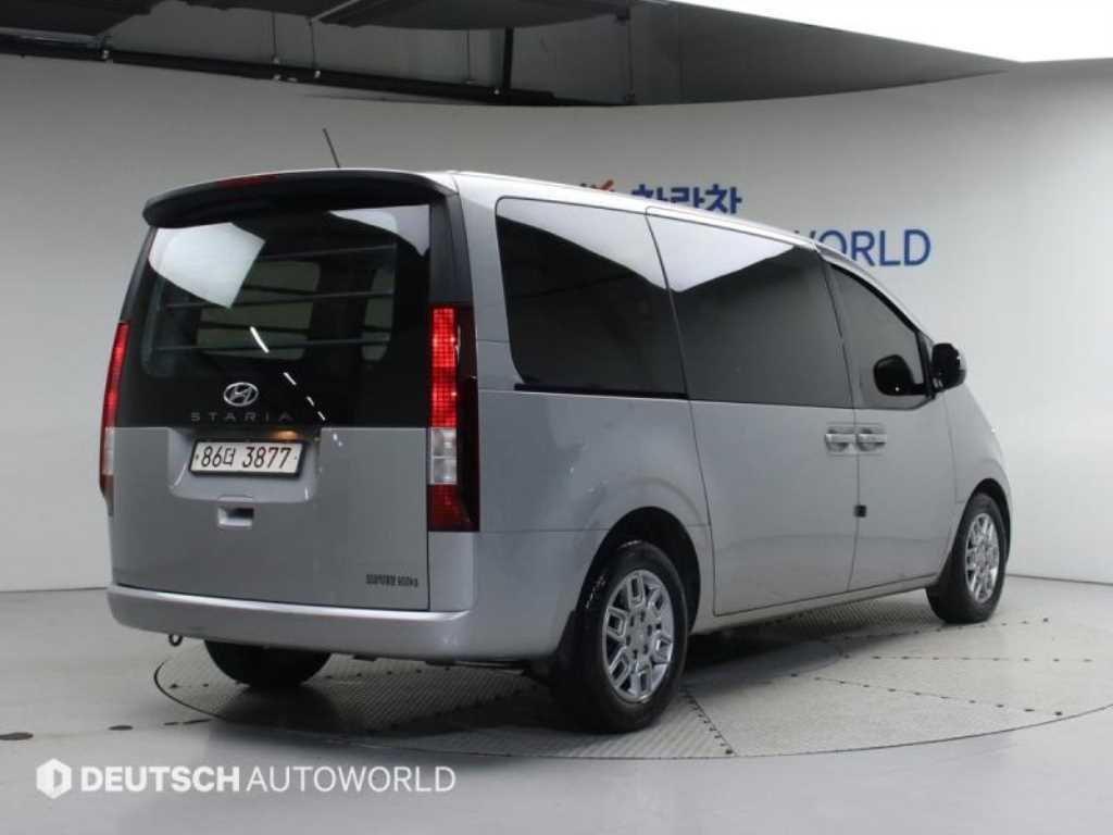 현대 스타리아 2WD 디젤 카고 모던 3인승 이미지 2