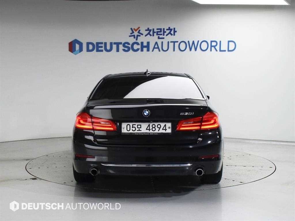 BMW 5시리즈 5시리즈 (G30) 530i 럭셔리 플러스 이미지 20