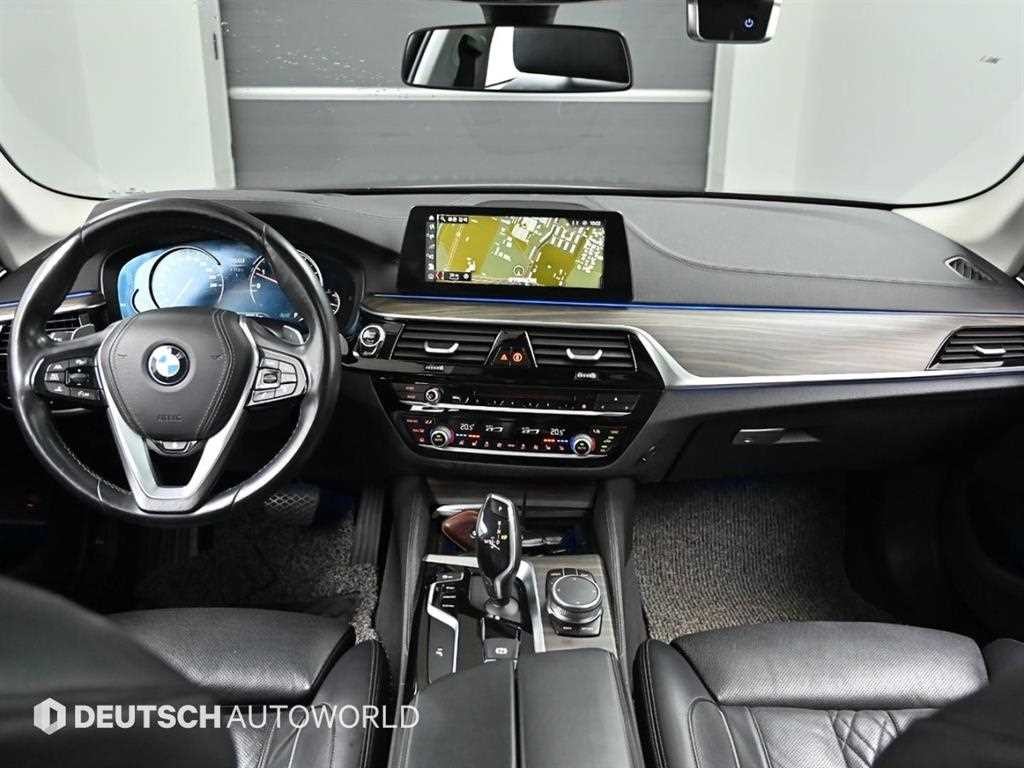BMW 5시리즈 5시리즈 (G30) 530i 럭셔리 플러스 이미지 5