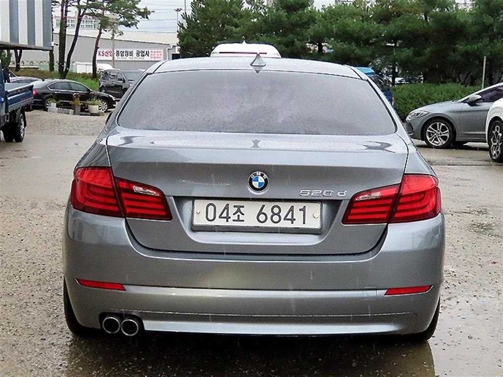BMW 5시리즈 5시리즈 (F10) 520d 이미지 4