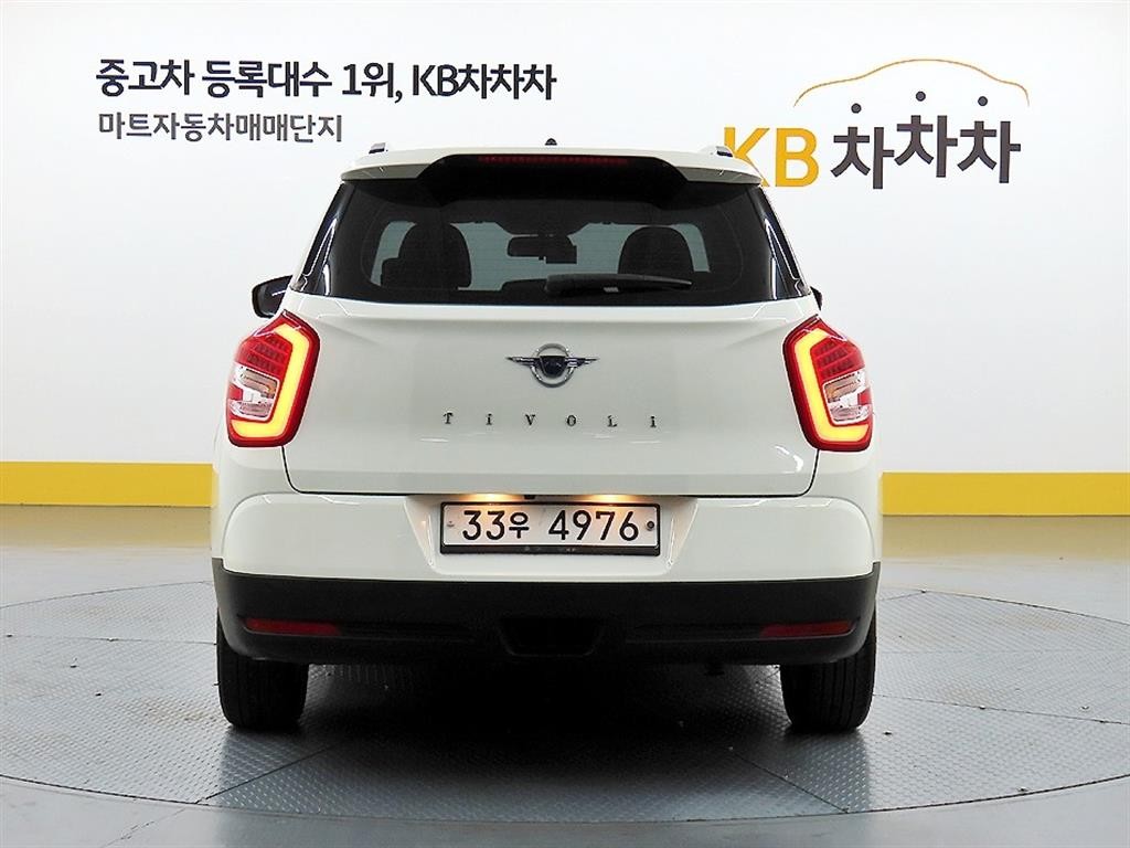 KG모빌리티(쌍용) 티볼리 티볼리 에어 2WD 디젤 1.6 IX 이미지 3