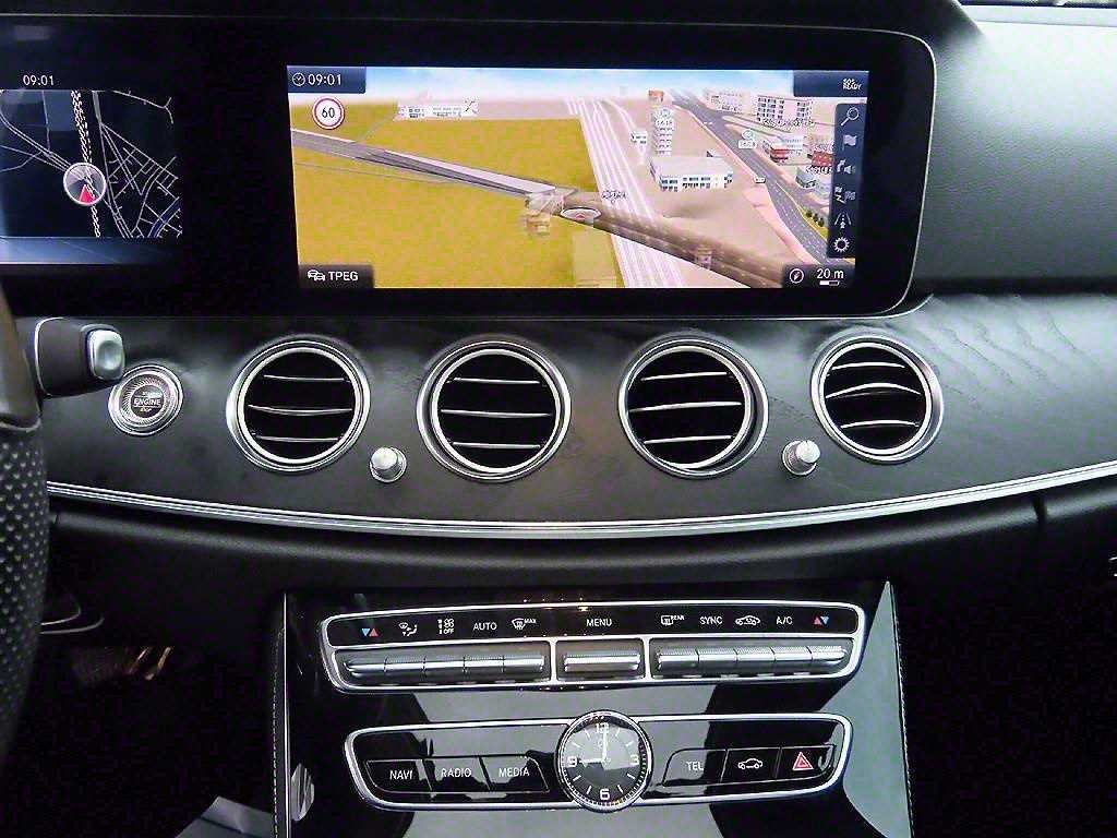 벤츠 E 클래스 E-클래스 W213 E300 아방가르드 이미지 13