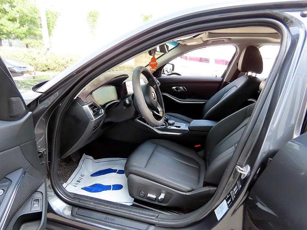 BMW 3시리즈 3시리즈 (G20) 320i 이미지 5