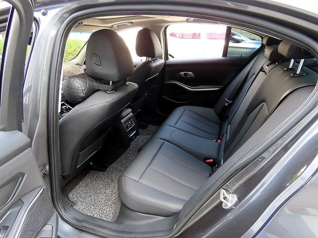 BMW 3시리즈 3시리즈 (G20) 320i 이미지 6