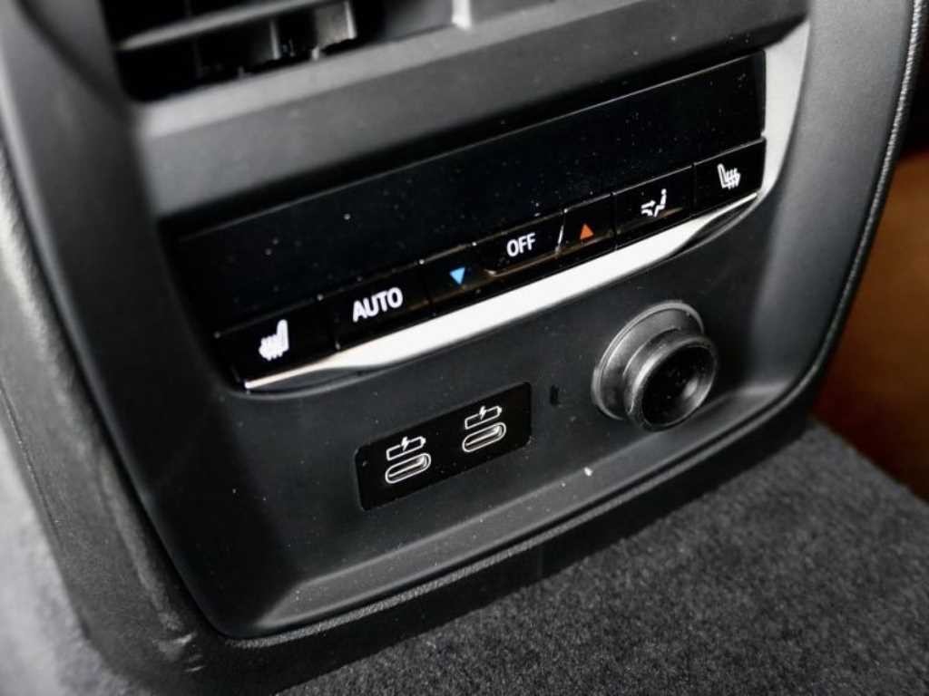 BMW 3시리즈 3시리즈 (G20) 330e M 스포츠 이미지 12