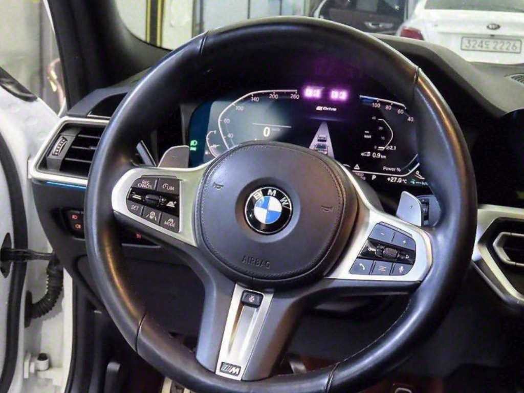 BMW 3시리즈 3시리즈 (G20) 330e M 스포츠 이미지 18