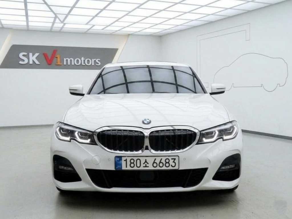 BMW 3시리즈 3시리즈 (G20) 330e M 스포츠 이미지 4