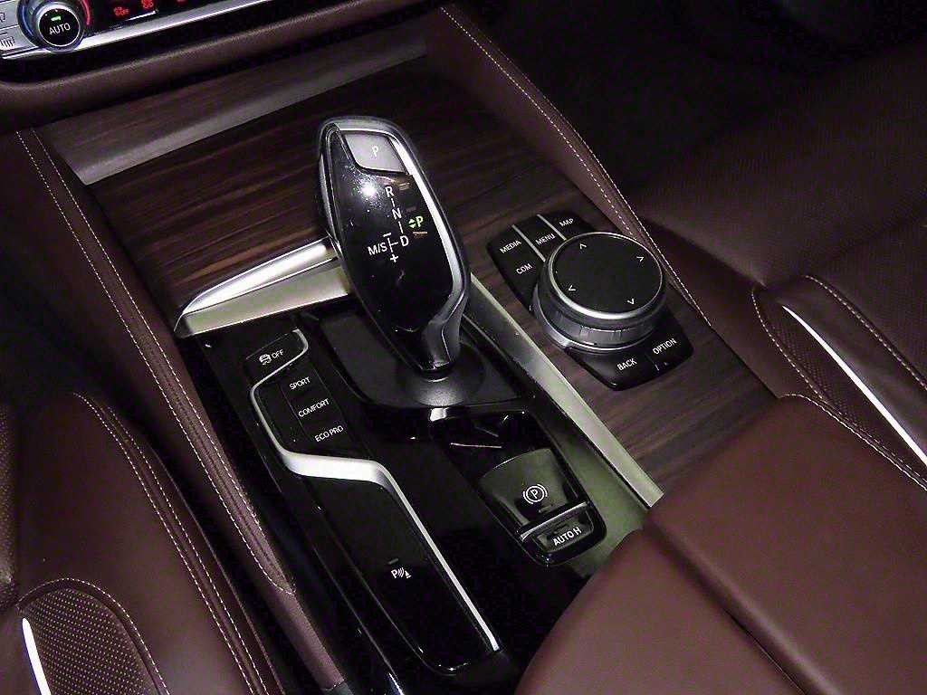BMW 5시리즈 5시리즈 (G30) 530i M 스포츠 이미지 12