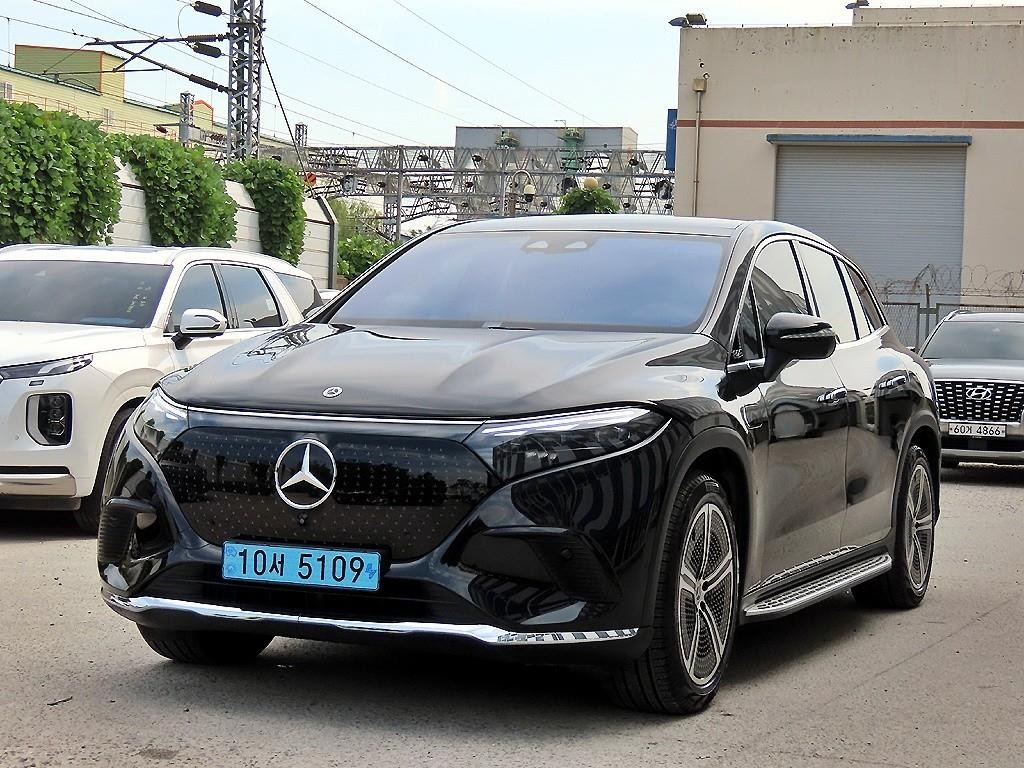 벤츠 EQS EQS SUV X296 EQS 450 4MATIC 이미지 2