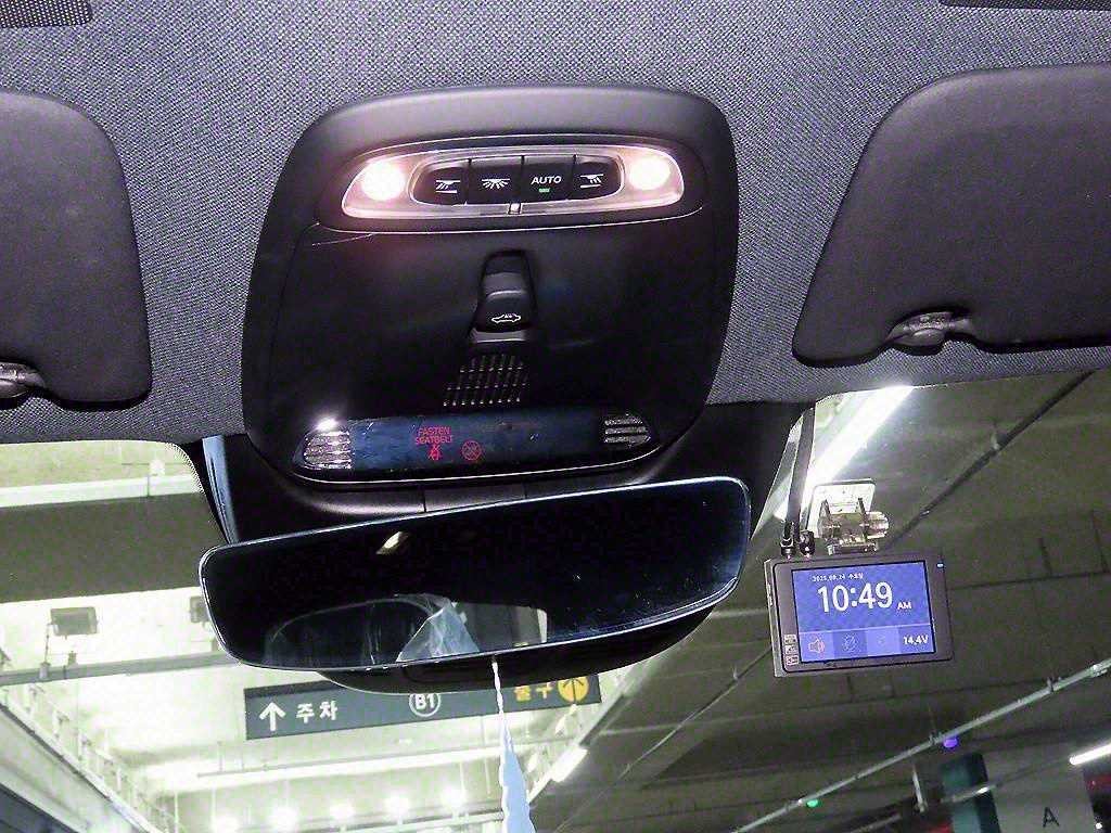 볼보 XC40 B4 AWD R-디자인 이미지 15