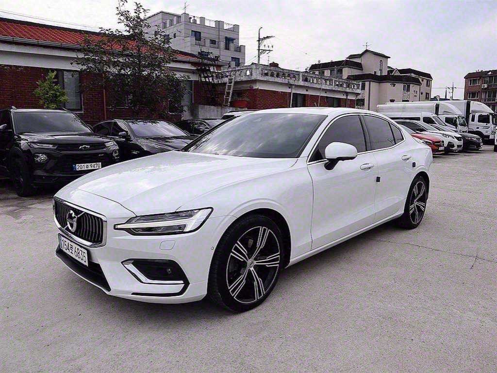 볼보 S60 S60(3세대) B5 인스크립션 이미지 2