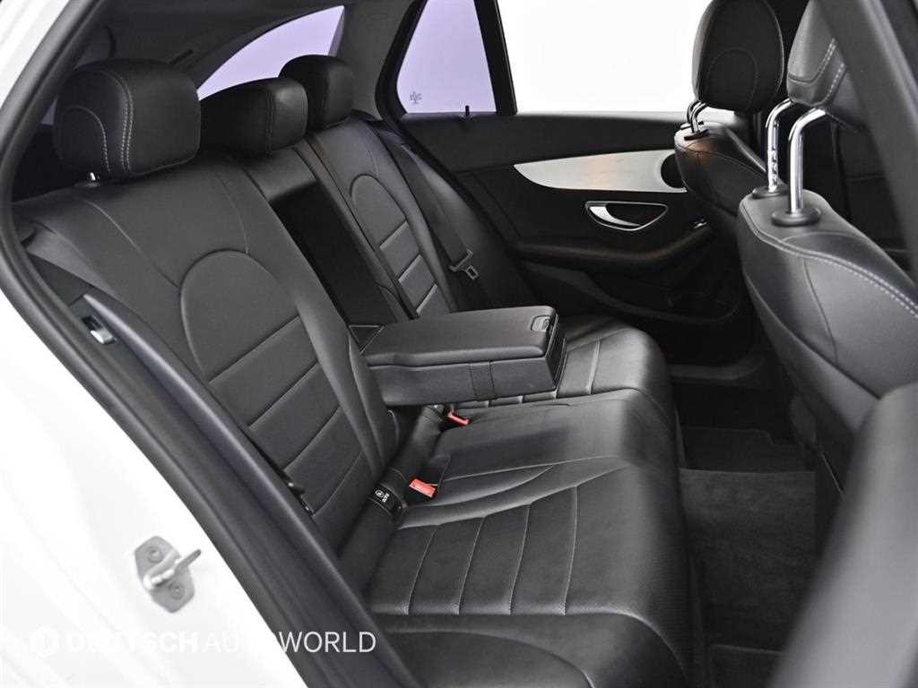 벤츠 C 클래스 C클래스 W205 C220 d 4MATIC 에스테이트 이미지 12