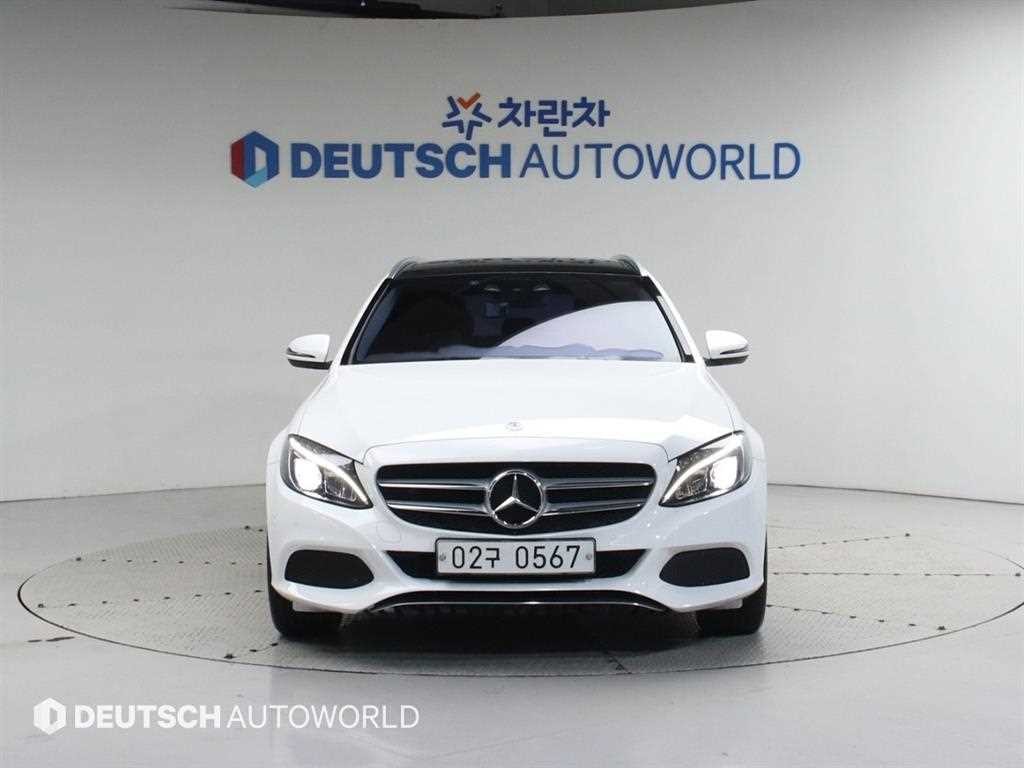 벤츠 C 클래스 C클래스 W205 C220 d 4MATIC 에스테이트 이미지 3