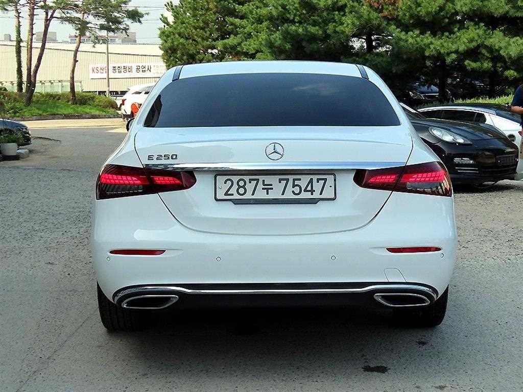 벤츠 E 클래스 E-클래스 W213 E250 익스클루시브 이미지 4