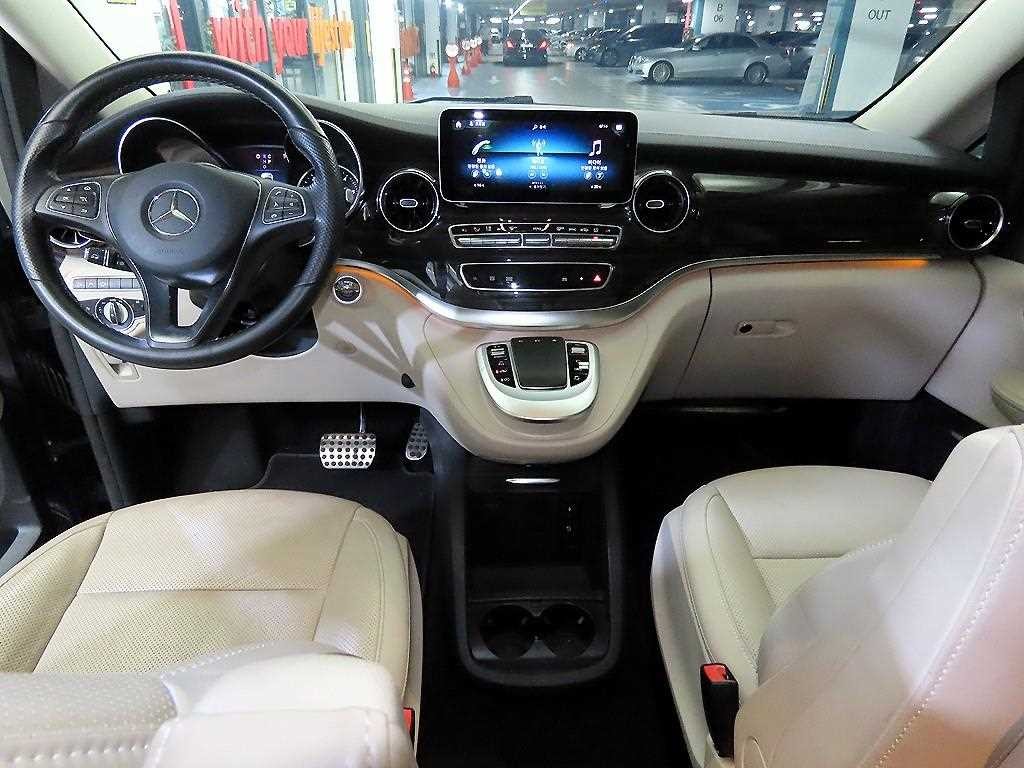 벤츠 V 클래스 V클래스 V300 d 이미지 10