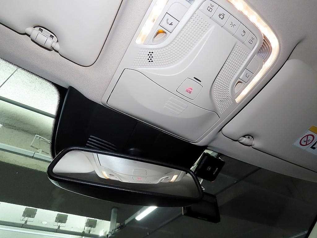 벤츠 V 클래스 V클래스 V300 d 이미지 15