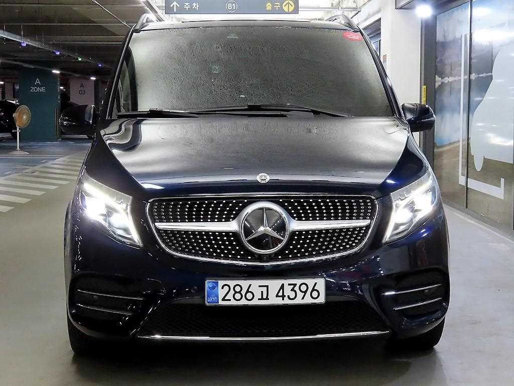 벤츠 V 클래스 V클래스 V300 d 이미지 2