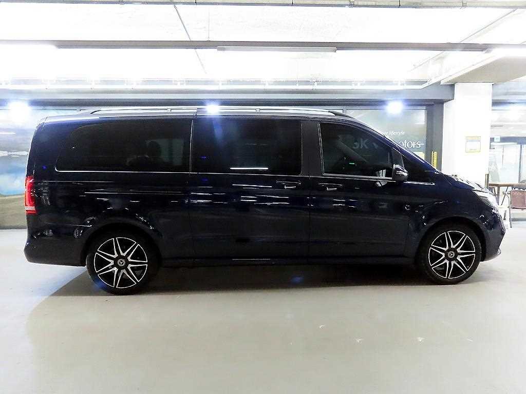 벤츠 V 클래스 V클래스 V300 d 이미지 3