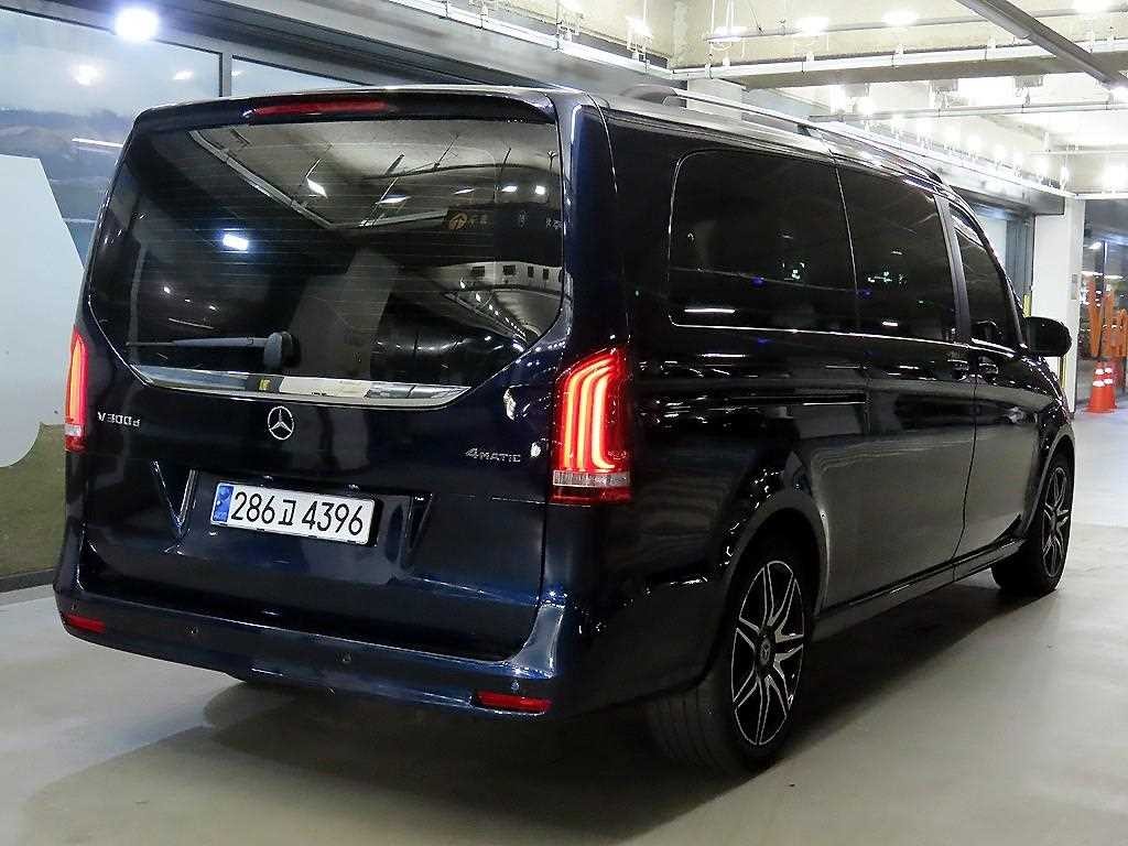 벤츠 V 클래스 V클래스 V300 d 이미지 4
