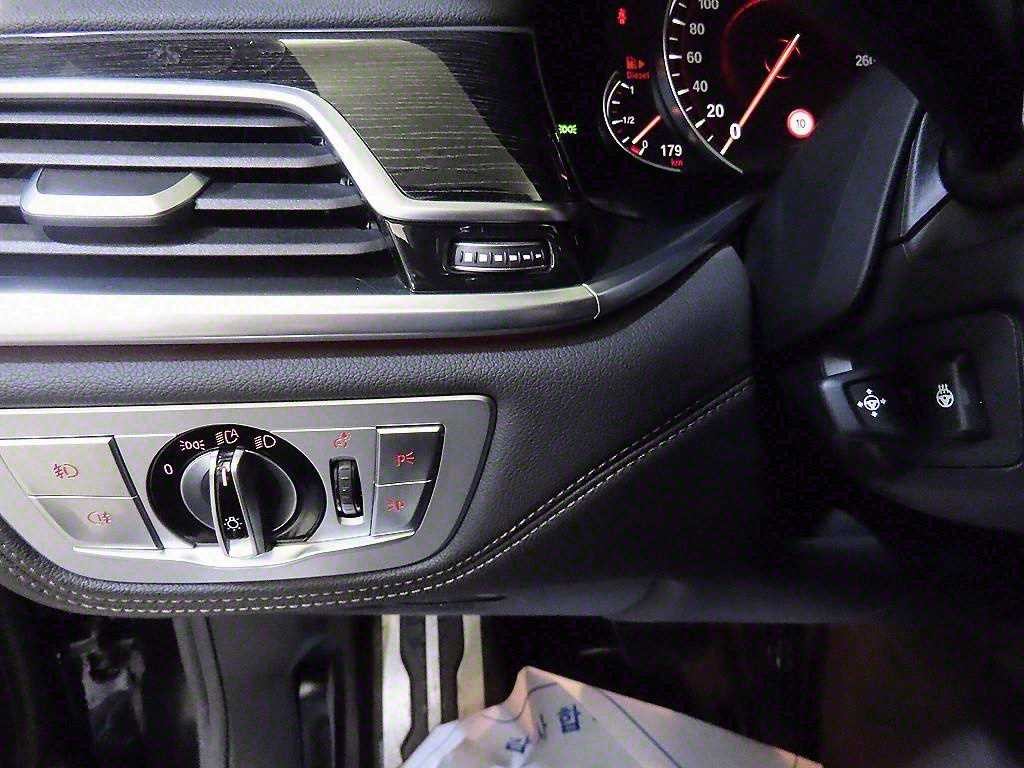 BMW 7시리즈 7시리즈 (G11) 740d xDrive M 스포츠 이미지 14