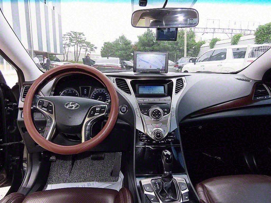 현대 그랜저 그랜저 HG HG240 LUXURY 이미지 7