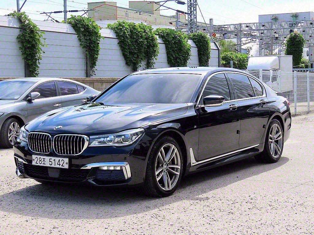 BMW 7시리즈 7시리즈 (G11) 730d xDrive M 스포츠 이미지 2